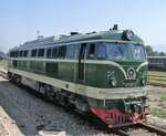 NY7 012, eine 5400PS starke dieselhydraulische Lokomotive von Henschel am 31.8.2001 in Kangzhuang