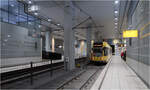 Die unterirdischen Stationen der Essener Tram -     Nach Fertigstellung der Nordstrecke der Stadtbahn Essen sollte eigentlich die Ost-West-Strecke  von Stelle über Rathaus Essen und Berliner