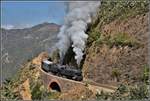 Eritrea Railways steamtrain special mit 442.56 und 442.55 am Devils gate oberhalb Shegerini.