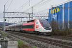 TGV Lyria 4730 fährt am 26.02.2024 Richtung Station Itingen.