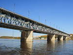 Ausfahrt der Brücke über den Fluss Amur in Richtung Chabarowsk am 22.