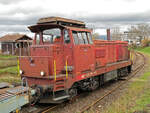 Mit der Bm 4/4 18410 wurden am 04.12.2012 die B4 Anhänger der BLT, die dann nach Belgrad gebracht wurden, beim Depot Dreispitz abgeholt.