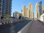 die einzige Strassenbahn von Dubai verkehrt im Quartier Jumeirah und gehört zum Dubai Metro System.