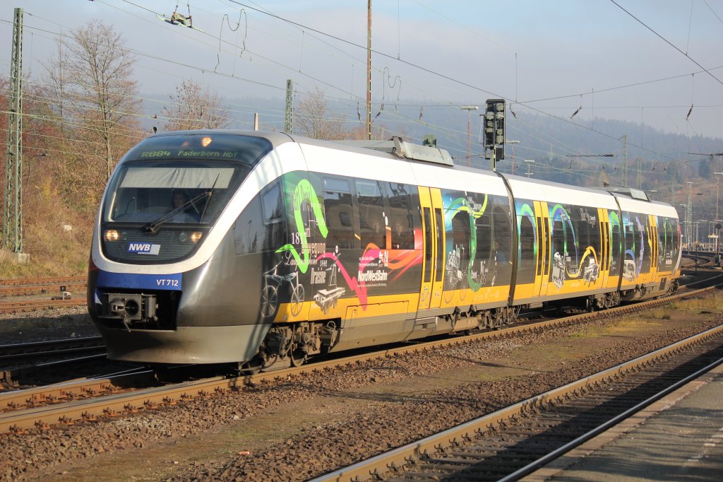 NordWestBahn Talent VT712 mit Werbung für den Haller