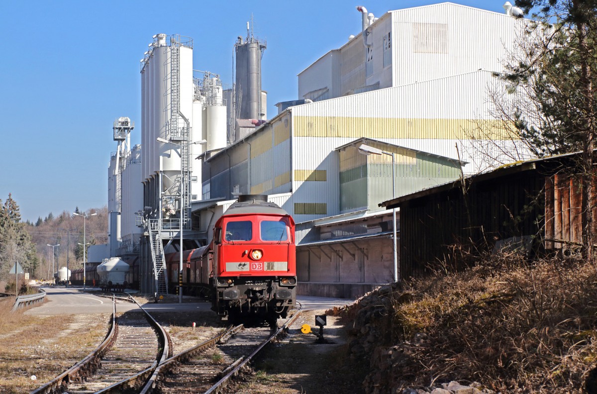  - beim-zur252ckdr252cken-ihres-kalk-leezuges-wurde-769806