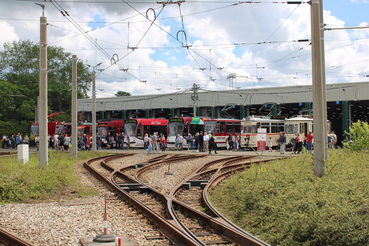 EVAG Fahrzeugausstellung am 25 05 2024 beim Tag der offenen Tür auf dem