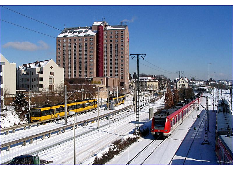 . Zusammentreffen SBahn und Stadtbahn am Bahnhof