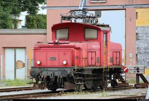 Ee 3/3 16383 SBB ist im Bahnhof Chur (CH) abgestellt.