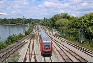 Nachschuss auf DABpbzfa mit Zuglok 218 427-3 der DB ZugBus Regionalverkehr Alb-Bodensee GmbH (RAB) (DB Regio Baden-Württemberg) als RE 4224 bzw.