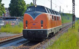 221 135-7 in Gladbeck-West 18.07.2014