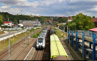 Mit dem Fahrrad von Kassel nach Halle (Saale) | Tag 2 Witzenhausen–Gernrode-Niederorschel  Strecken-km: 155,1    9442 301 (Bombardier Talent 2) trifft verspätet auf Gleis 1 des Bahnhofs