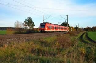 Gefühlt den einzigen 425 ohne Graffiti hab  ich am 08.11.2022 bei Laubenzedel fotografiert.