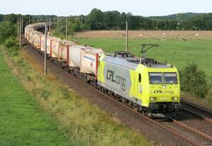 185 534 mit DGS 99730 (CFL, Padborg–Deuna Zementwerk) am 17.06.2014 zwischen Maschen Rbf und Jesteburg