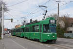 Doppeltraktion, mit den Be 4/4 484 und 479 zusammen mit dem B4S 1463, auf der Linie 3, fhrt am 11.03.2025 zur Endstation in Birsfelden.