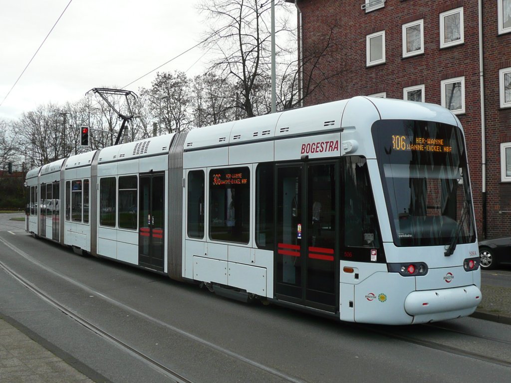 02.12.09,VARIOBAHN der Bogestra Nr.506 in Wanne-Eickel.