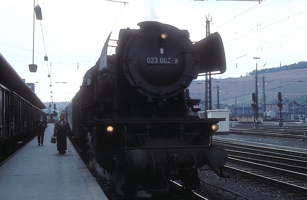    023 002   Wrzburg  10.05.75