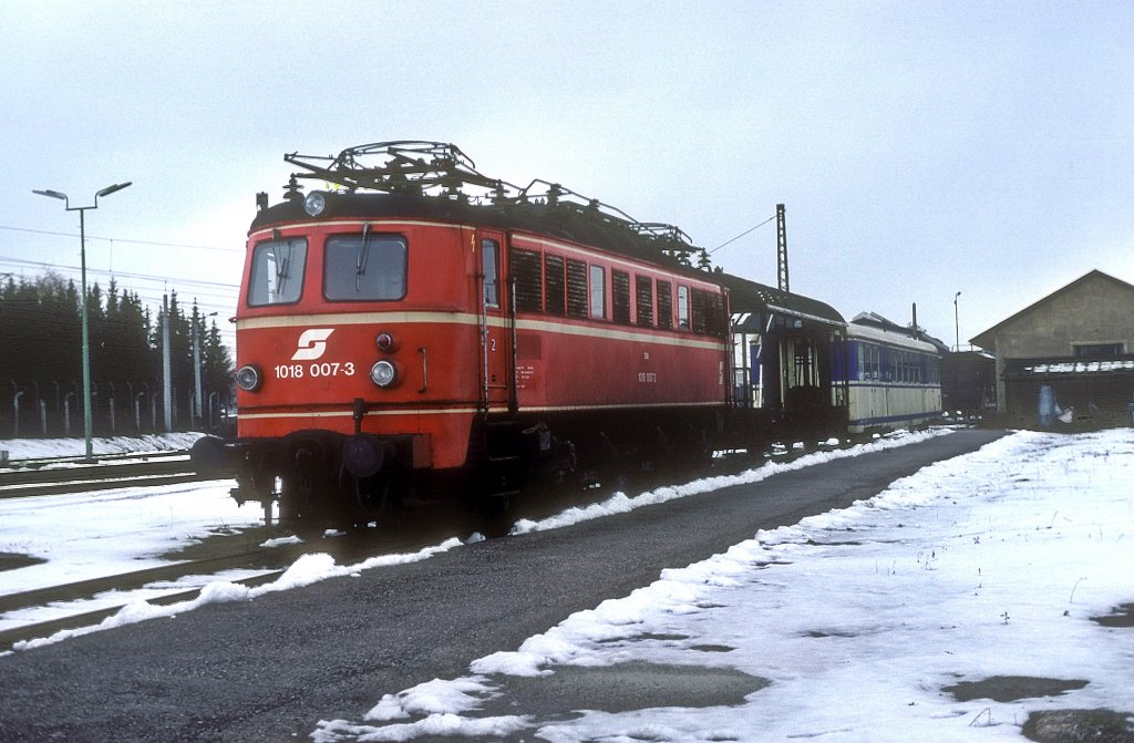 1018 007  Linz  07.03.88