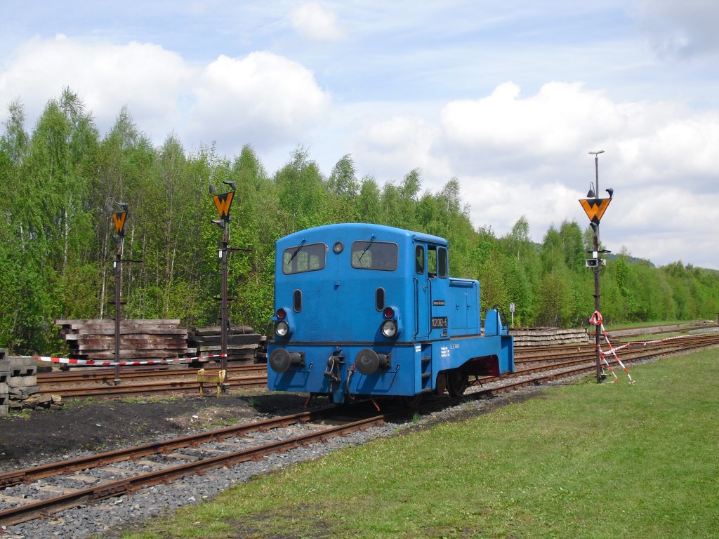 102 082-5 vom VSE war beim BW Fest, am 16.05.10 in Schwarzenberg zusehen.