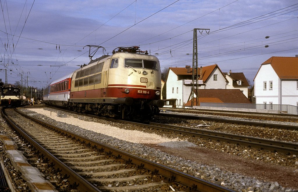  103 119  Treuchtlingen  03.03.92