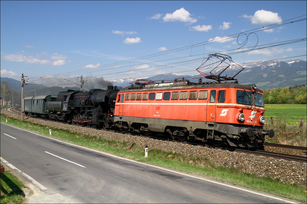 1042 013 & 52.4984 bei der berstellfahrt als SLP 19440 von Knittelfeld nach Strasshof.
St.Lorenzen 30.04.2010