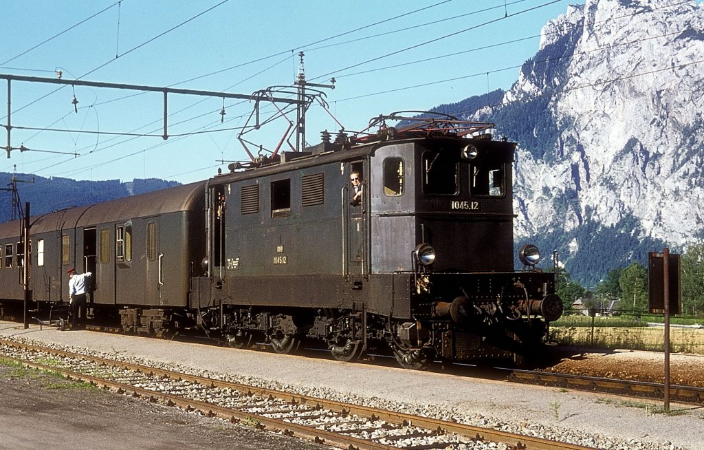 1045.12  Traunkirchen  27.07.77