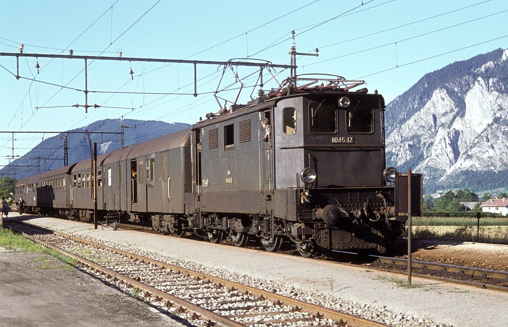 1045.12  Traunkirchen  27.07.77