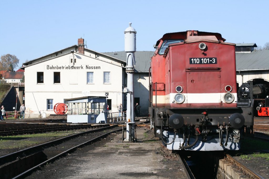 110 101 in Nossen am 18.04.2010.Bild wurde von ffentlich zugnglichen Gelnde gemacht da es sich um ein Museums BW handelt.