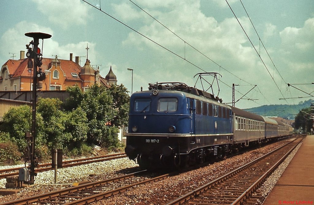 110 187-2 im Mai 1978 in Reutlingen-West