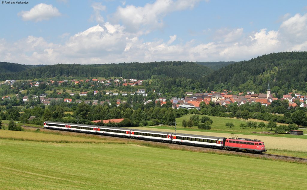 110 446-2 mit dem IC 280 (Zrich HB-Stuttgart Hbf) bei Mhringen 9.7.11