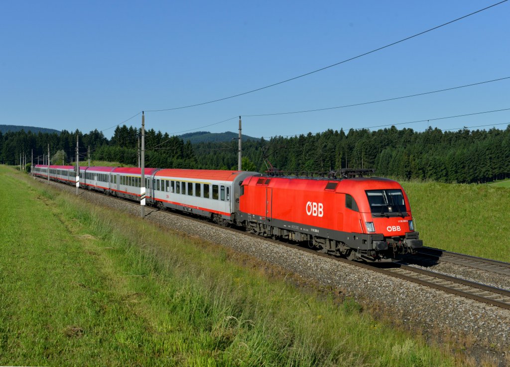 1116 266 mit einem OIC nach Wien West am 16.06.2012 bei Pndorf.