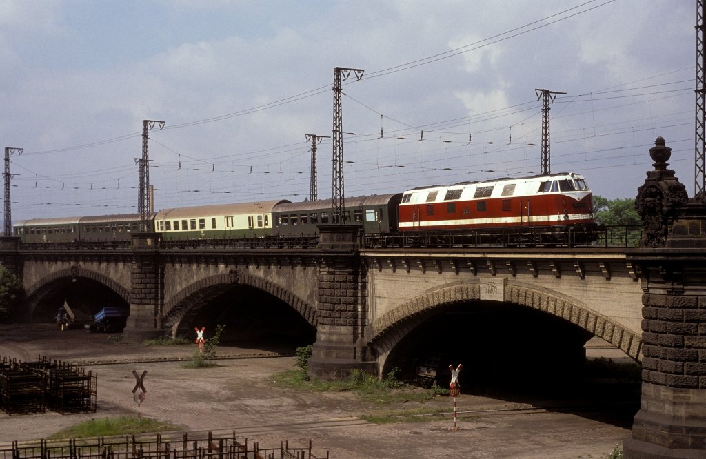 118 756  Dresden  18.05.90