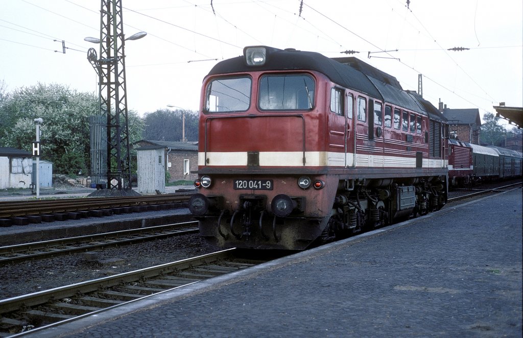  120 041  Leipzig - Leutzsch  06.04.90