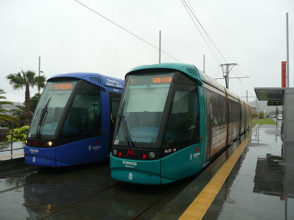 13.10.10,Tranvia 01 und 13 in Santa Cruz de Tenerife.