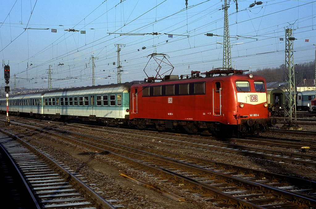  141 003  Saarbrcken Hbf  04.03.96