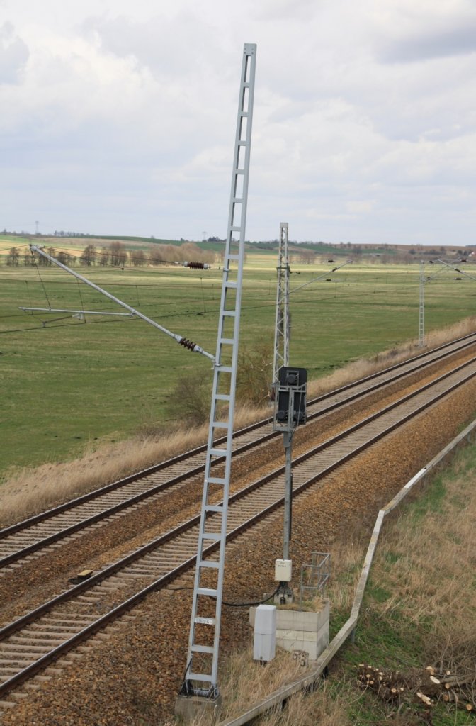 1.4.12 Der schiefe Mast von Passow bzw. einige km davor.