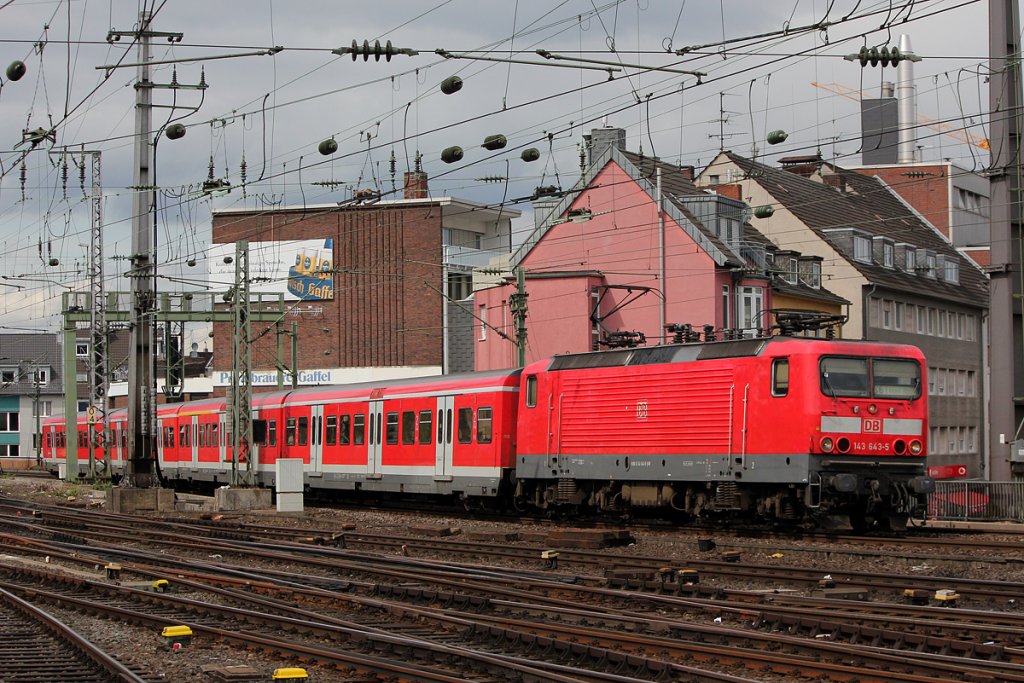 143 643-5 auf der S6 in Kln Hbf am 19.04.2012