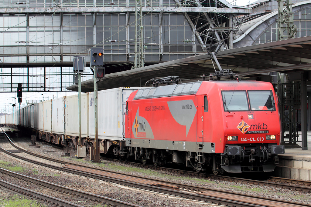 145-CL 013 in Bremen 27.4.2013