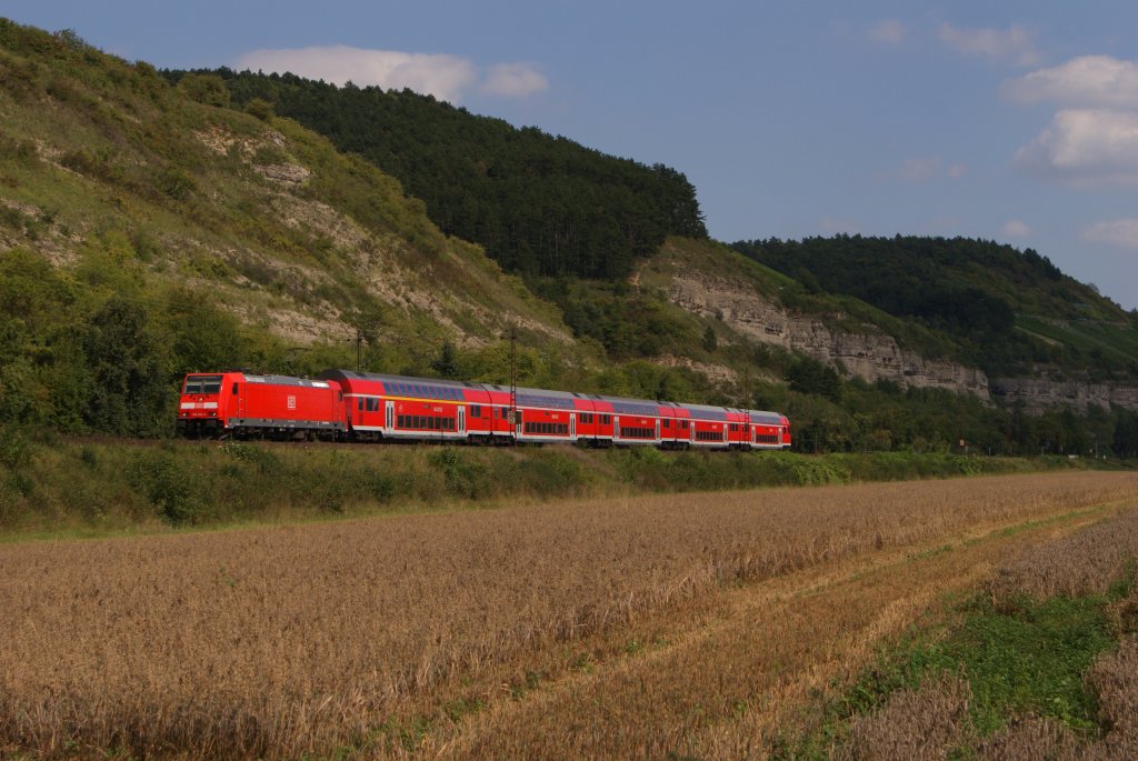 146 248-4 mit einem RegionalExpress in in Karlstadt am Main am 17.08.2011