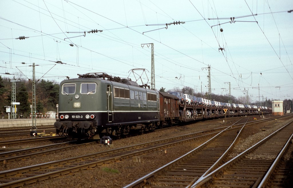 151 021  Ffm-Sportfeld  07.03.89