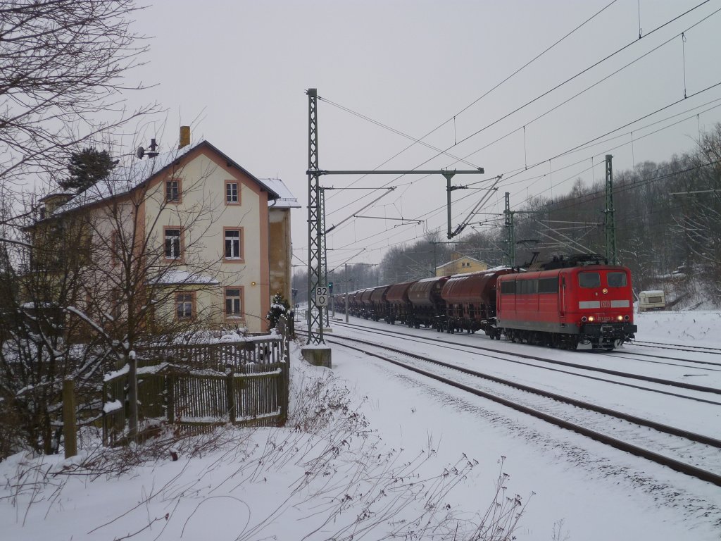 151 023-9 stand am 22.02.13 mit einem Getreidezug in Neumark/V. netten Gru an den Tf, wenn er die Bilder sieht.