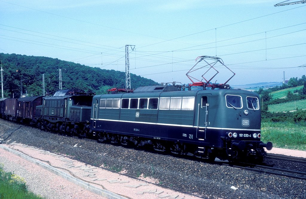  151 030 + 194 563  Rottendorf  04.06.83