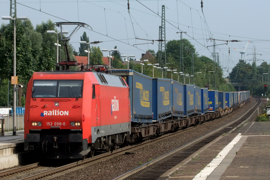 152 098-0 in Recklinghausen 26.8.2011