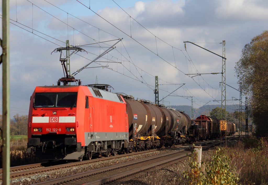 152 122-8 DB bei Trieb am 29.10.2012.