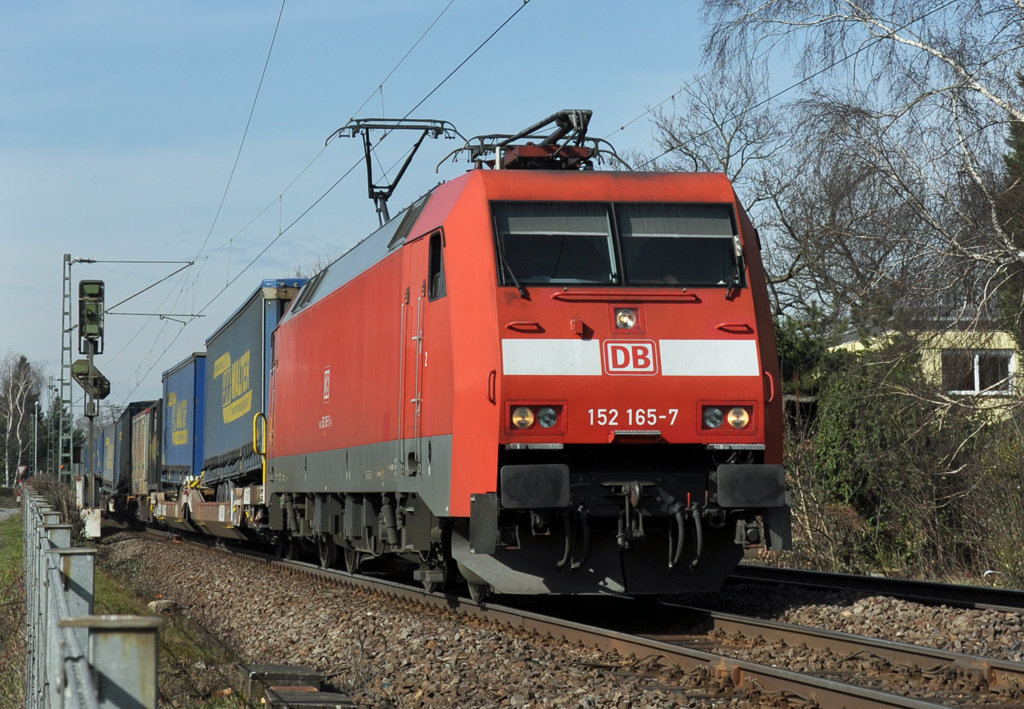 152 165-7 Aufliegerzug durch Bonn-Beuel - 06.03.2013