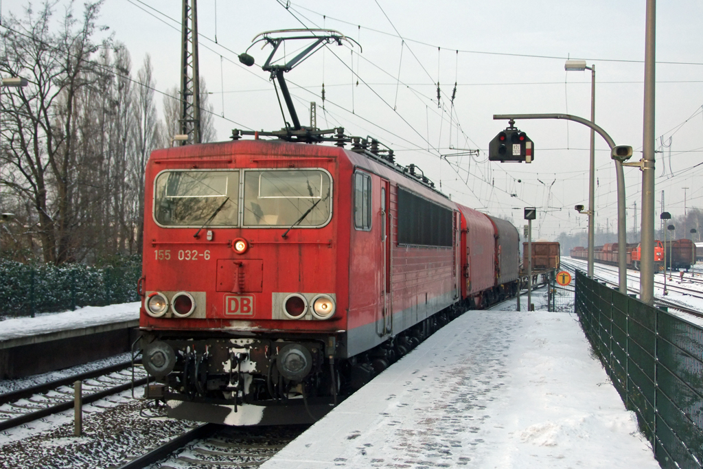 155 032-6 in Recklinghausen-Sd 3.12.2010