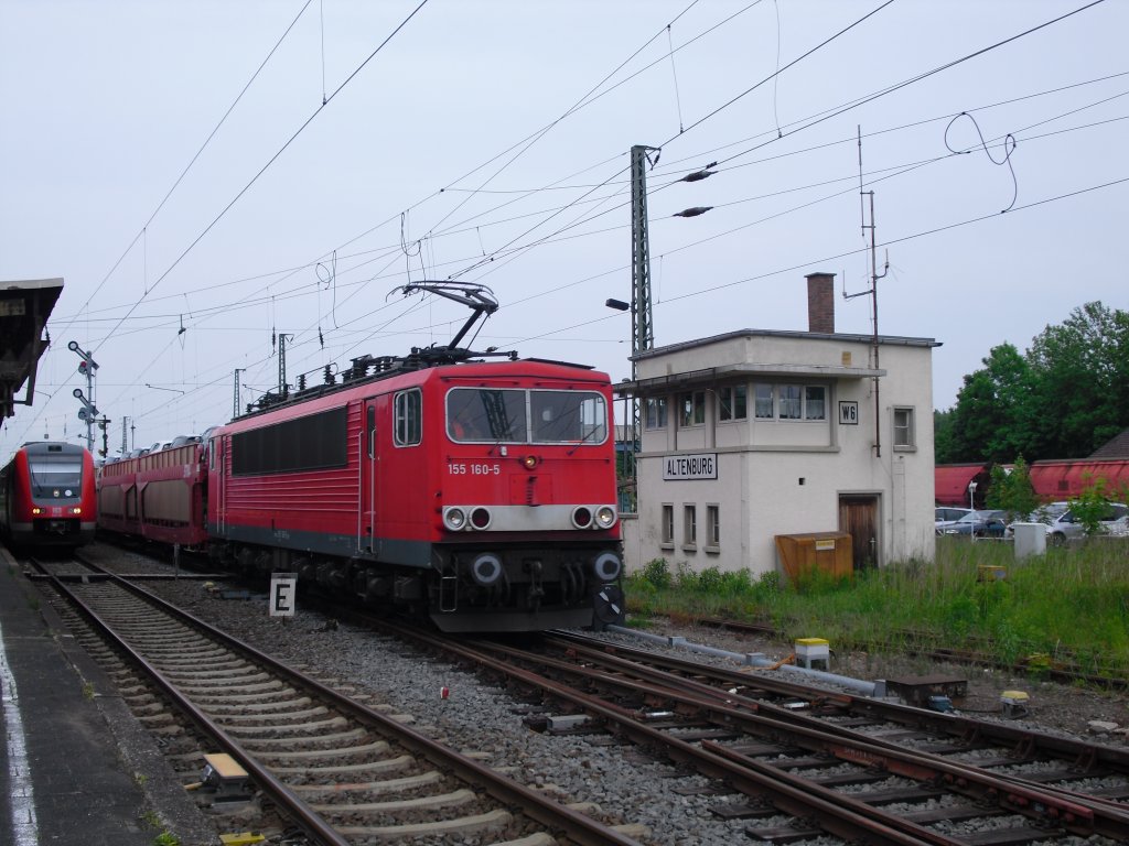 155 160-5 bei der Ausfahrt in Altenburg, am 26.05.10.