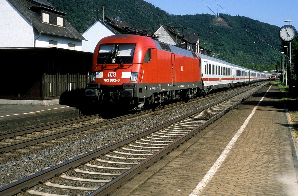  182 002  Bad Salzig  08.07.10  