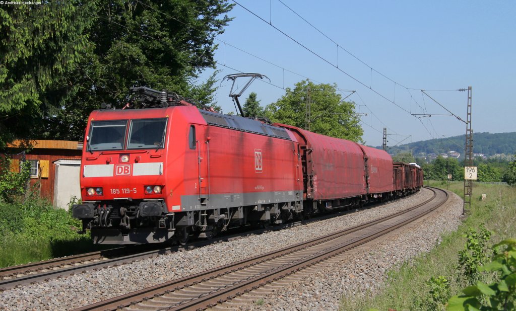 185 119-5 mit dem EZ 45015 (Mannheim Rbf-Chiasso) bei Kollmarsreute 6.6.13