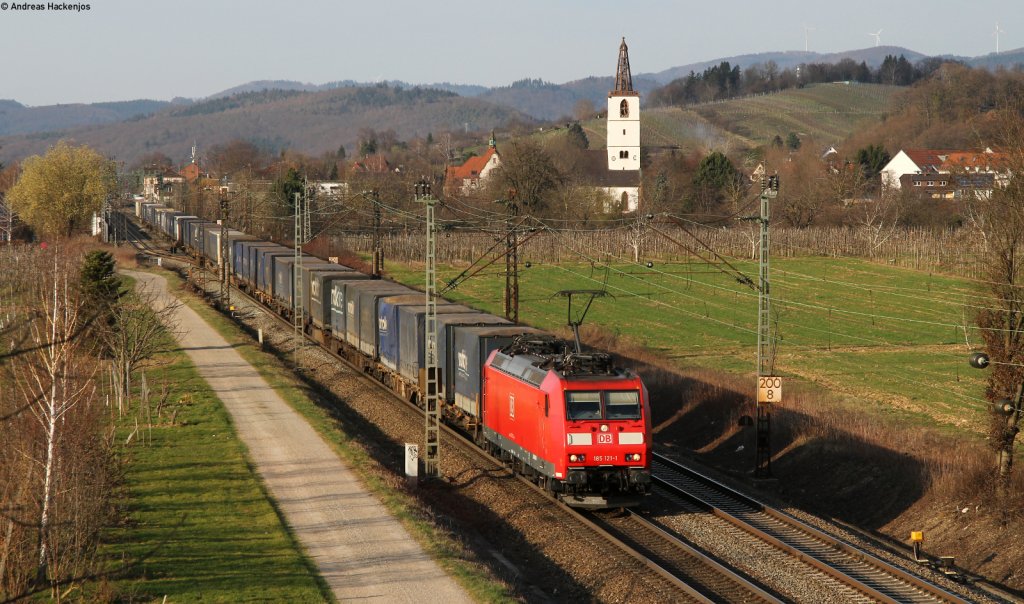 185 121-1 mit einem KLV Zug bei Denzlingen 17.3.12