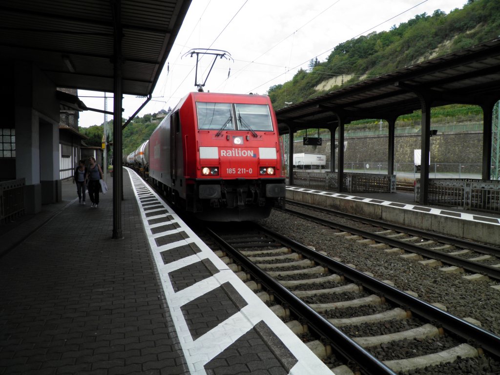 185 211-0 in Linz(Rhein) (24.08.2011)